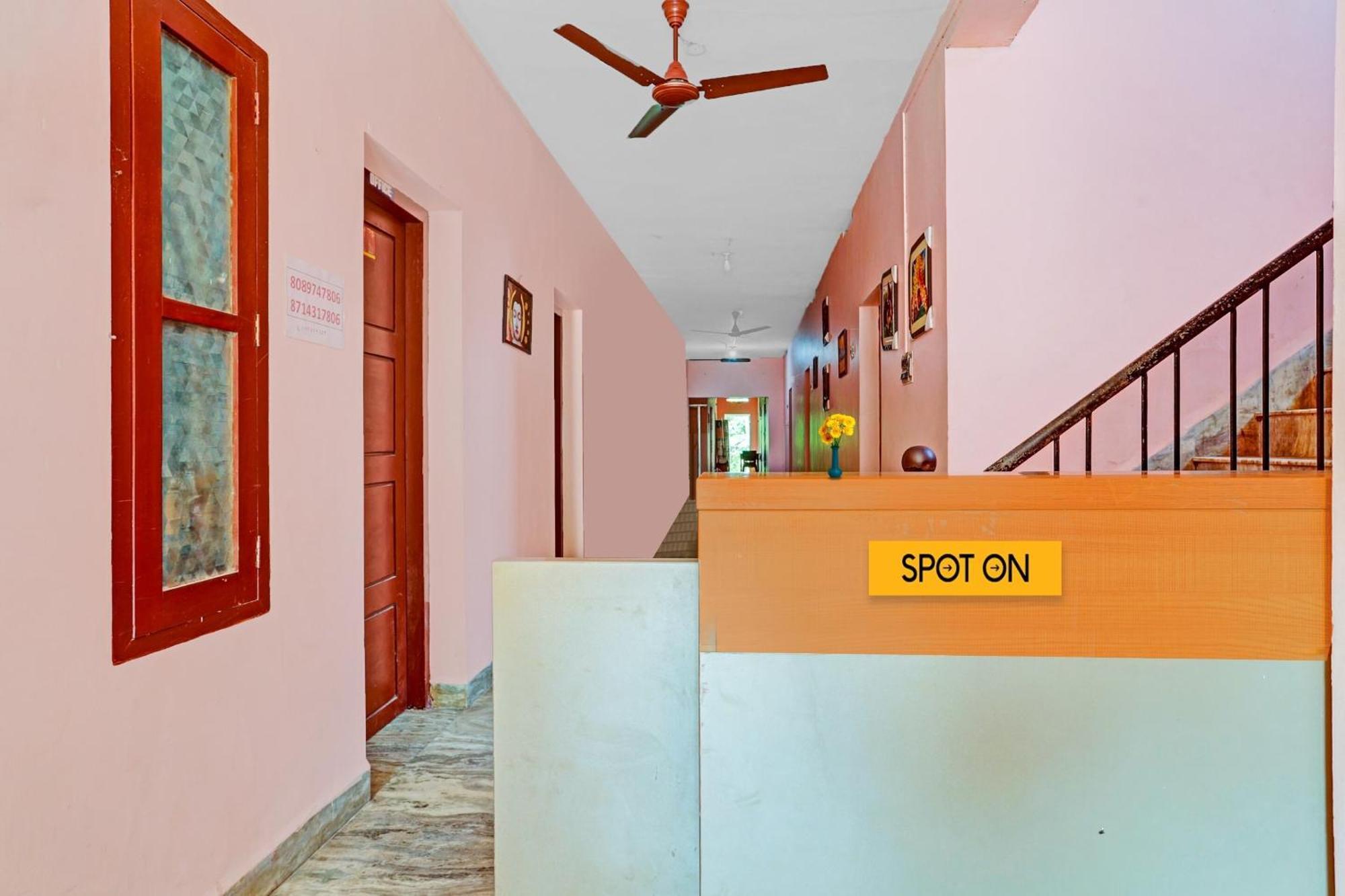 Hotel O Ashok Inn Kazhakuttam Exterior photo