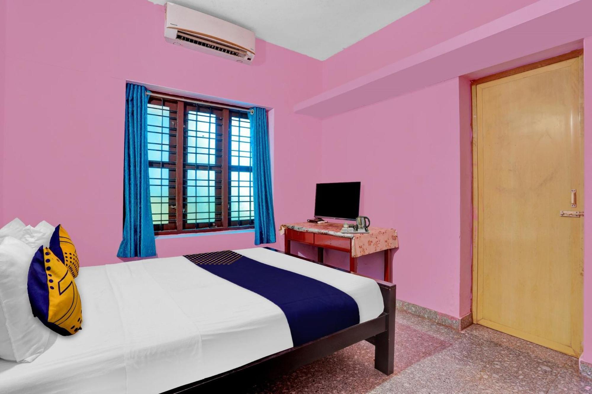 Hotel O Ashok Inn Kazhakuttam Exterior photo